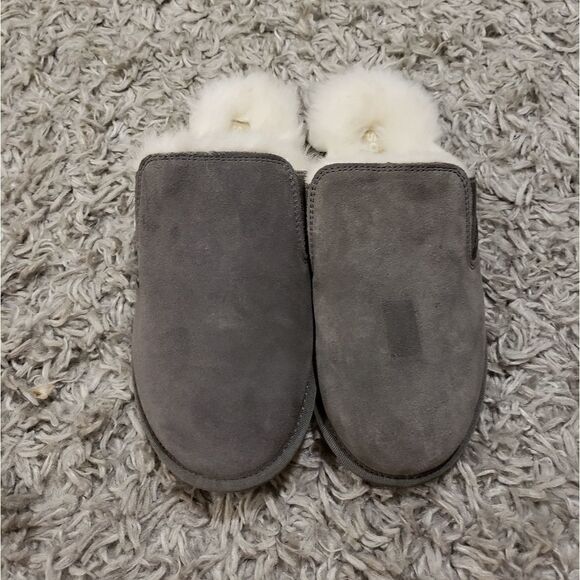 Sorel  slippers  - Picture 1 of 4